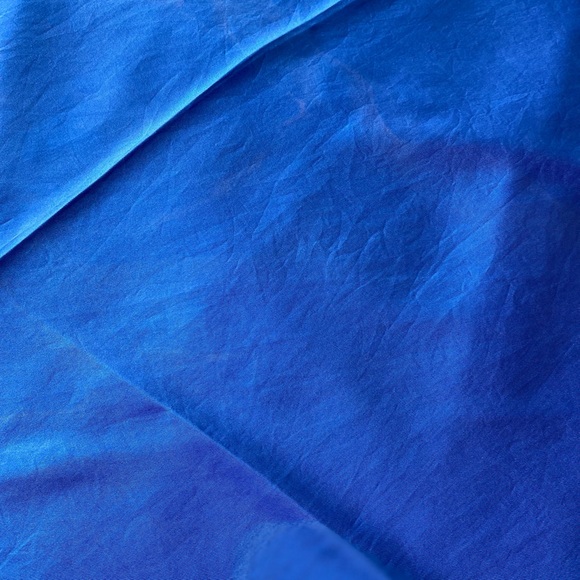 GUCCI AUTHENTIC VINTAGE BLUE ON BLUE LOGO 100% SILK - Picture 10 of 16